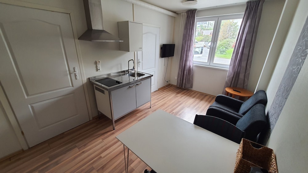 Alesund Vacations - Systra Hotel Svik - Property Image 3