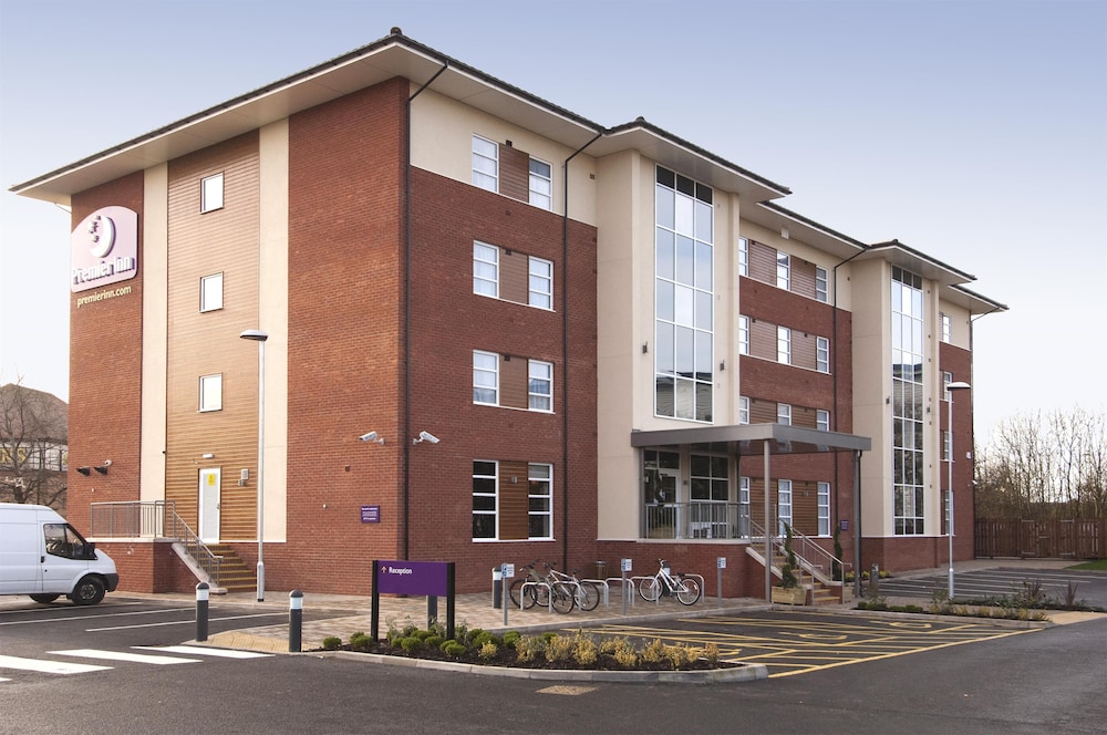 Premier Inn Burton On Trent Central 2