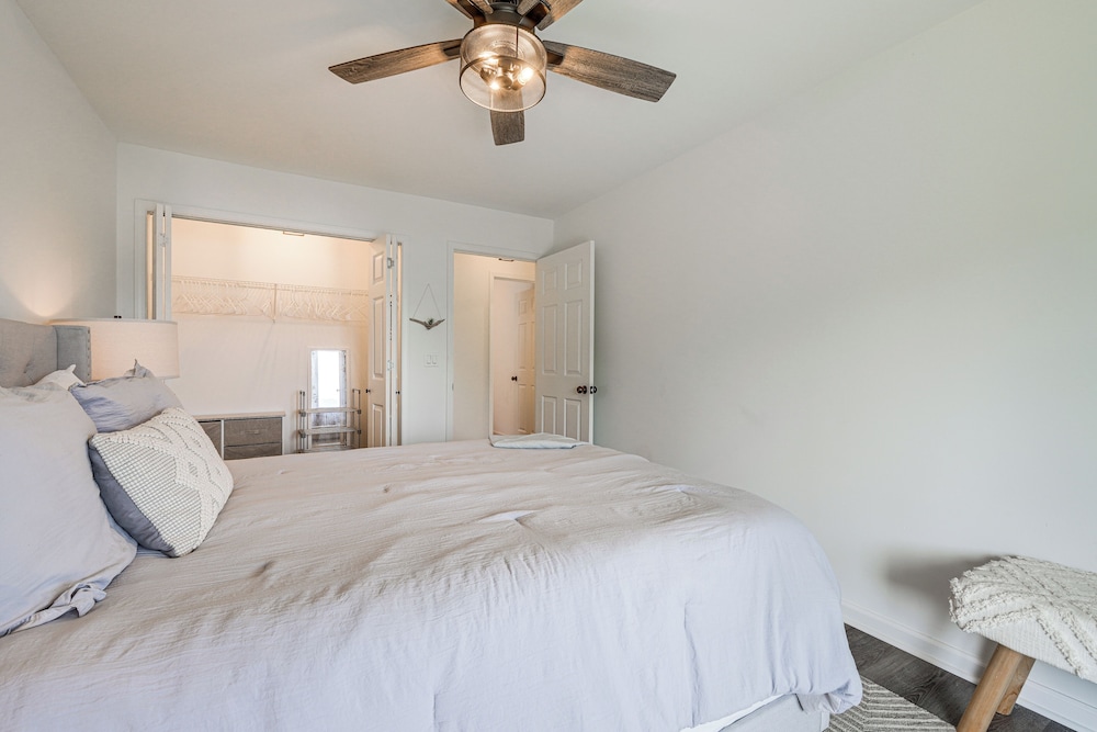 < 1 Mi to Lake Chatuge: Home w/ Mtn & Water Views!