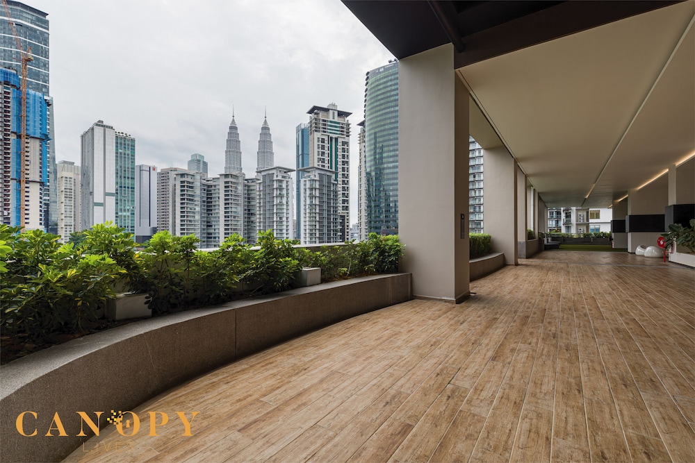 The Manor Serviced Residence by Canopy Lives