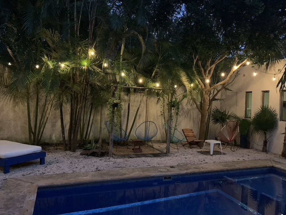 CASA BORUSH