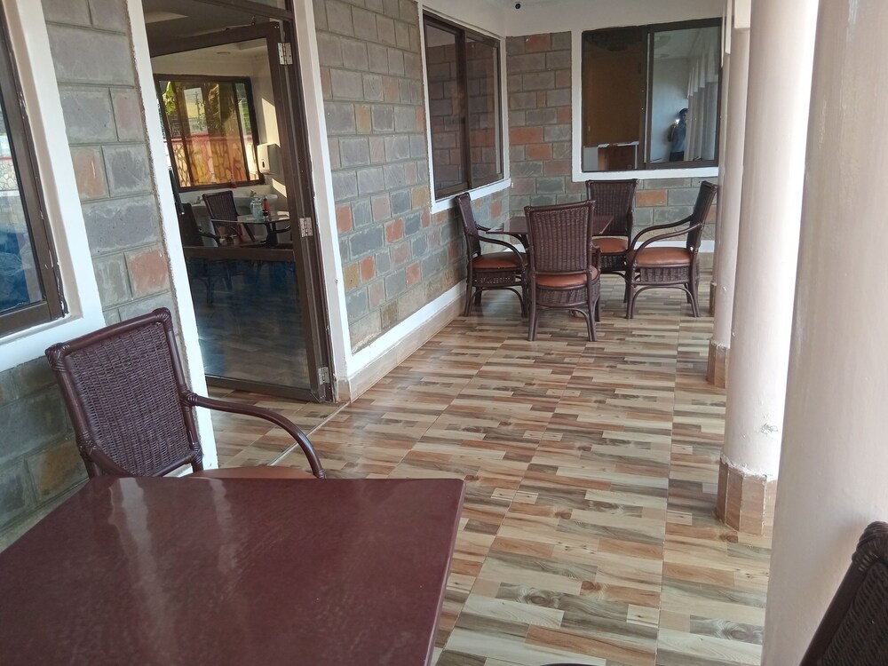Keriwest Hotel