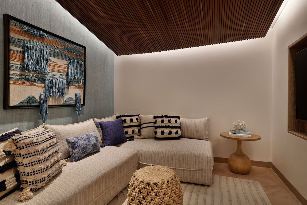 The St. Regis Red Sea Resort 22