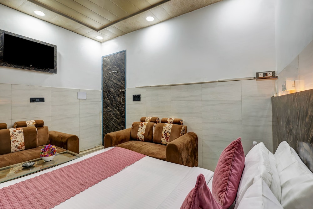 Hotel Revive By The Premium Villa