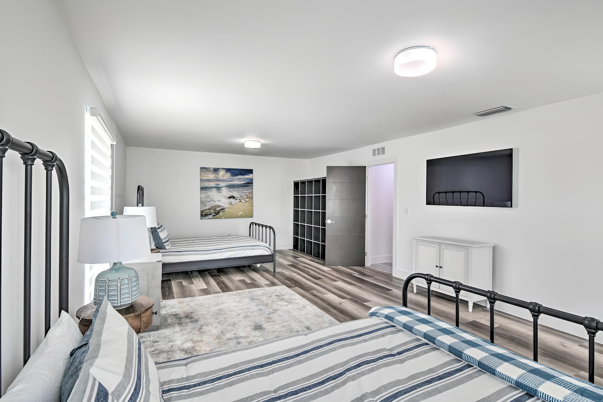 Upscale Miami Escape: 20 Mi to South Beach!
