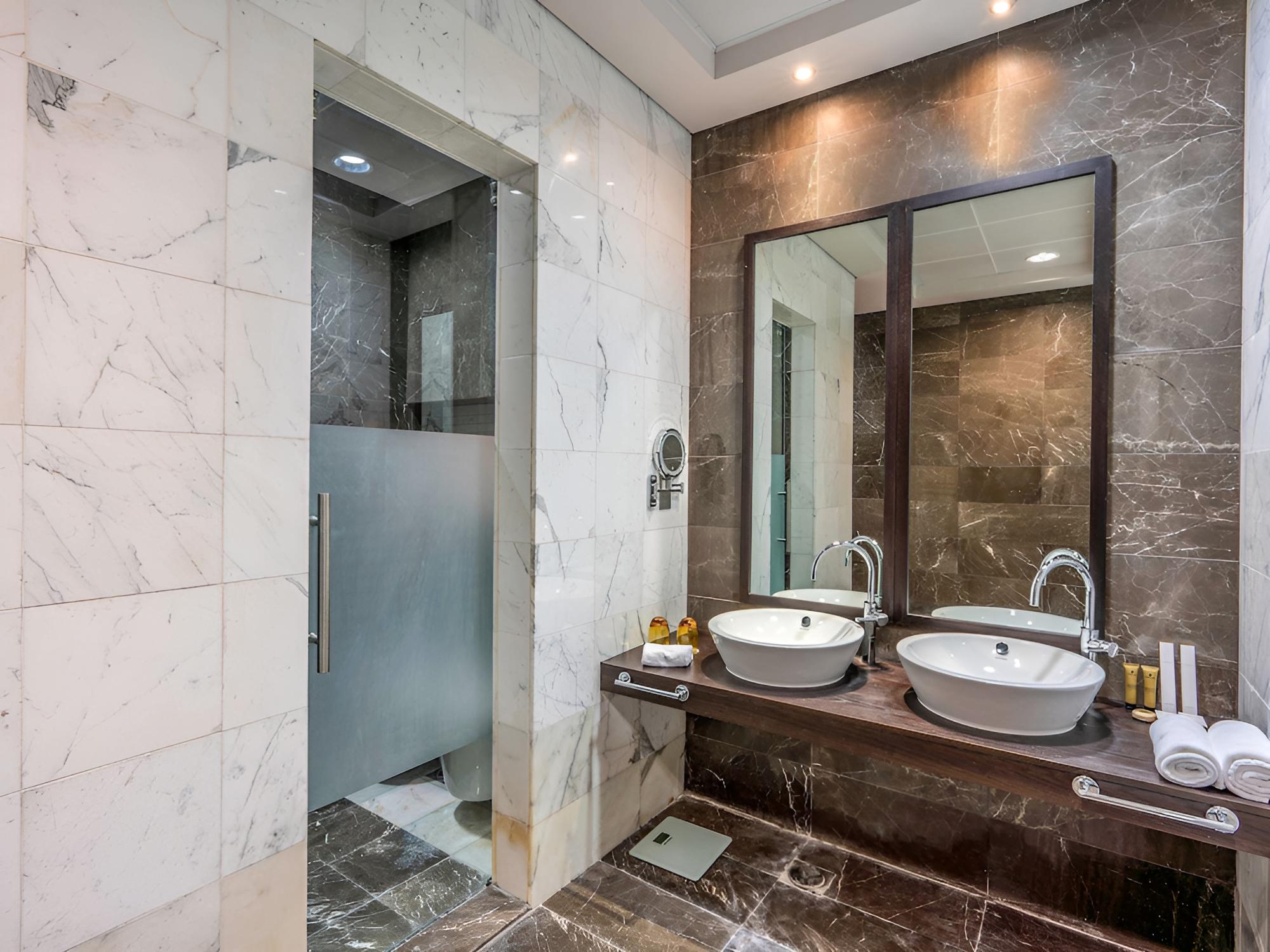 Rixos The Palm Luxury Suite Collection