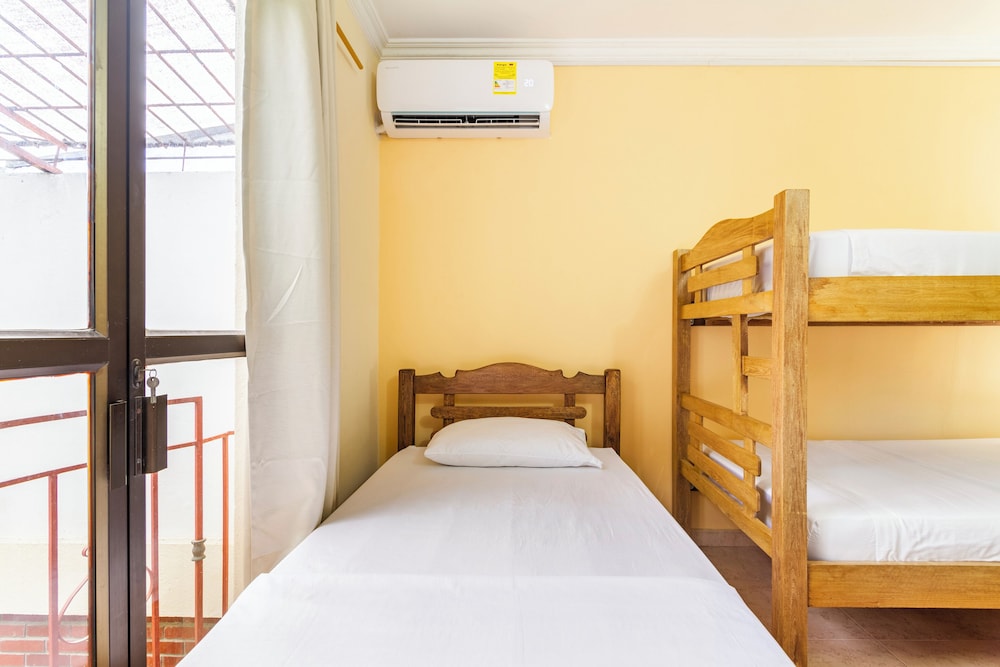 Hostal Cartagonova