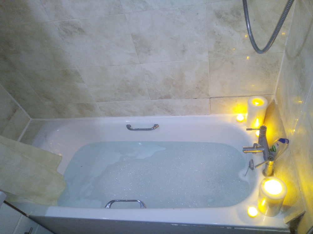 jacuzzi