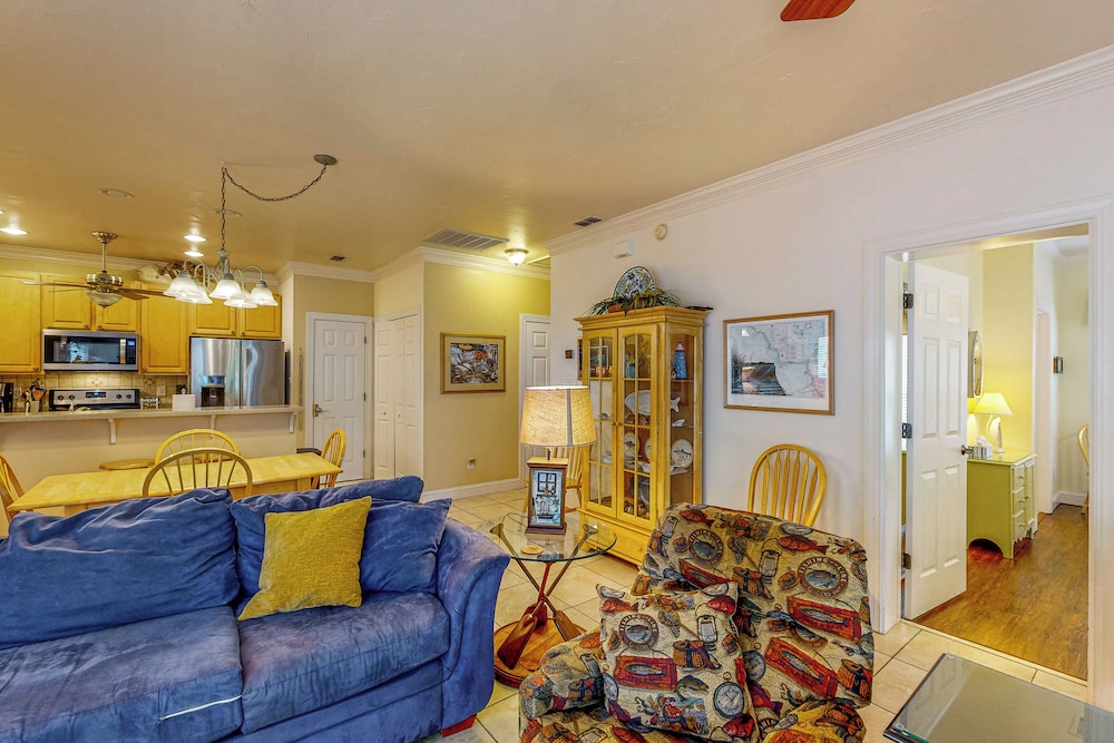 Dog-friendly Riverfront 3BR w/ Fire Pit & Dock