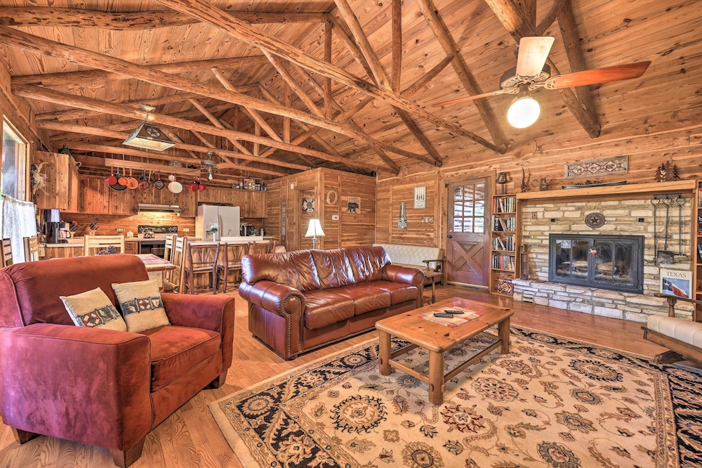Rustic Canyon Lake Cabins w/ Hot Tub on 3 Acres - Property Image 19
