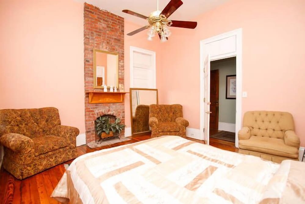 Esplanade Suites