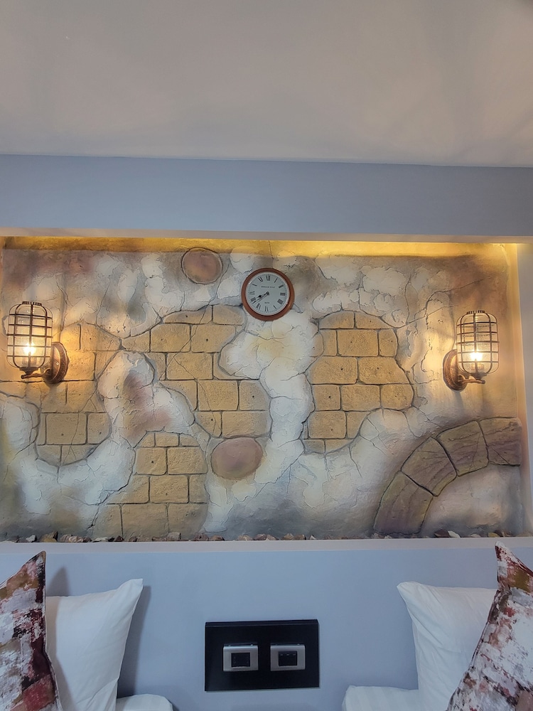 Petra Masterpiece