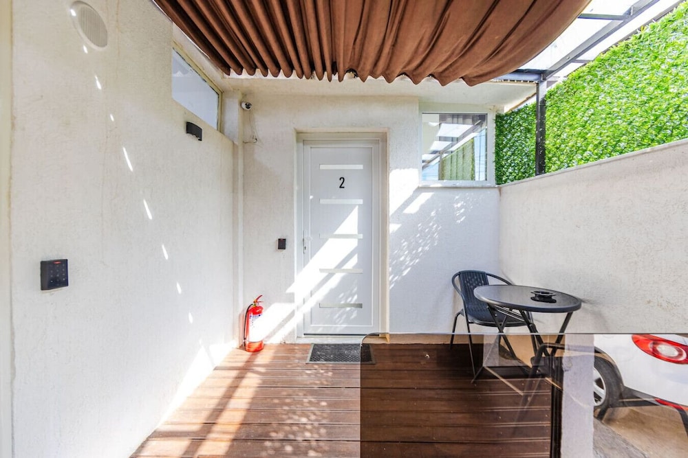 Green Luxe Suite 2 in Shkod r
