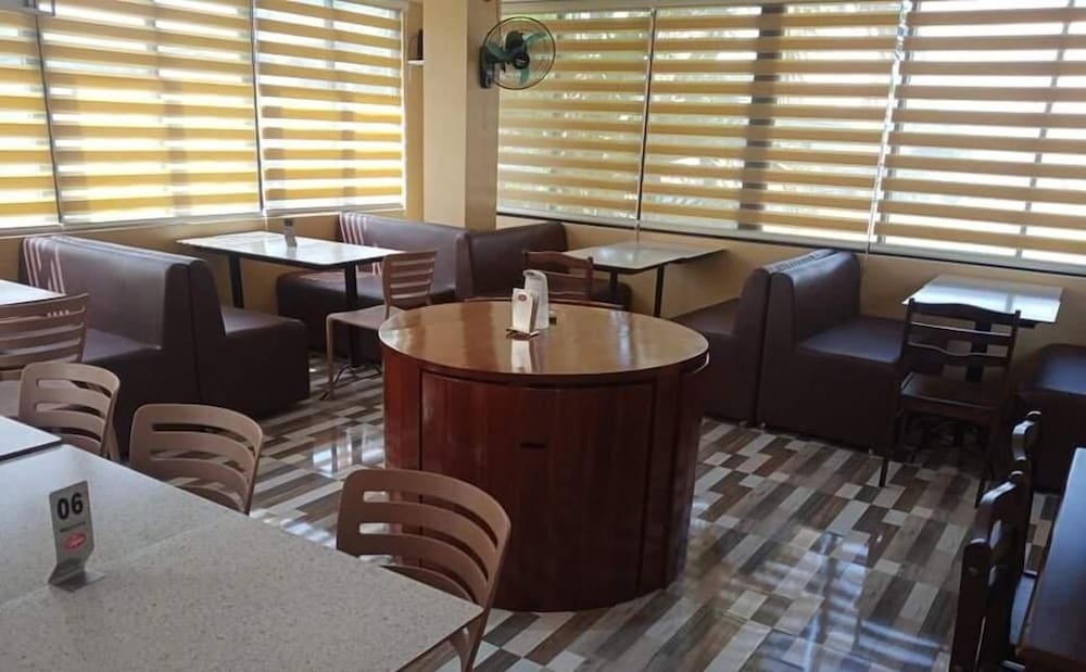 Tops Lodging House