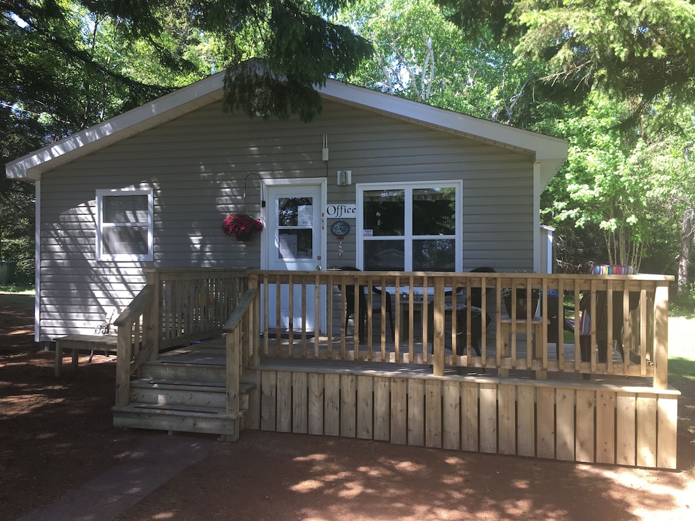 Jake & Jo's Cottages