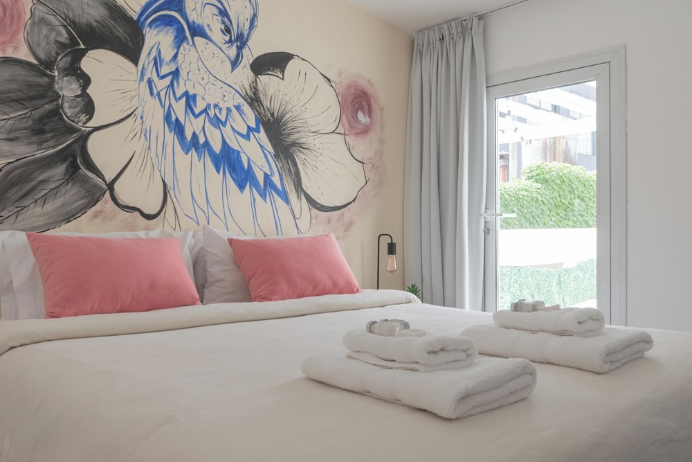 MOT + New Villa vega- Piscina, Terraza & BBQ 8 pax