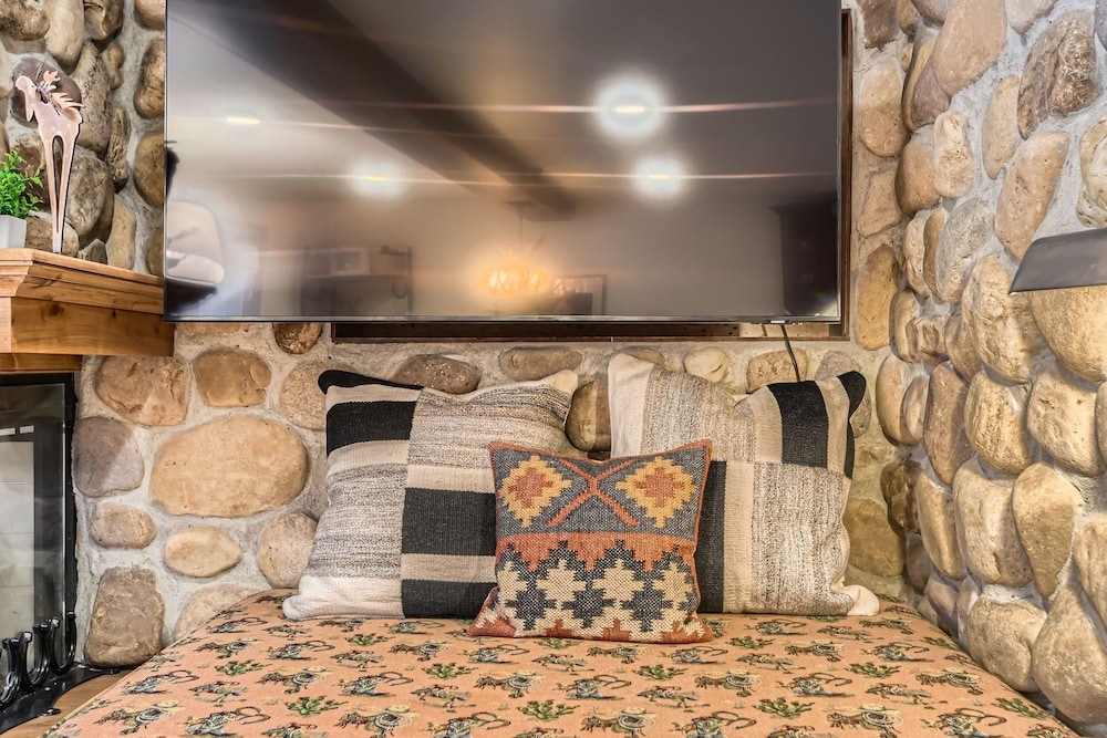 Deer Valley Escapes - Park City Ski Resort Condos