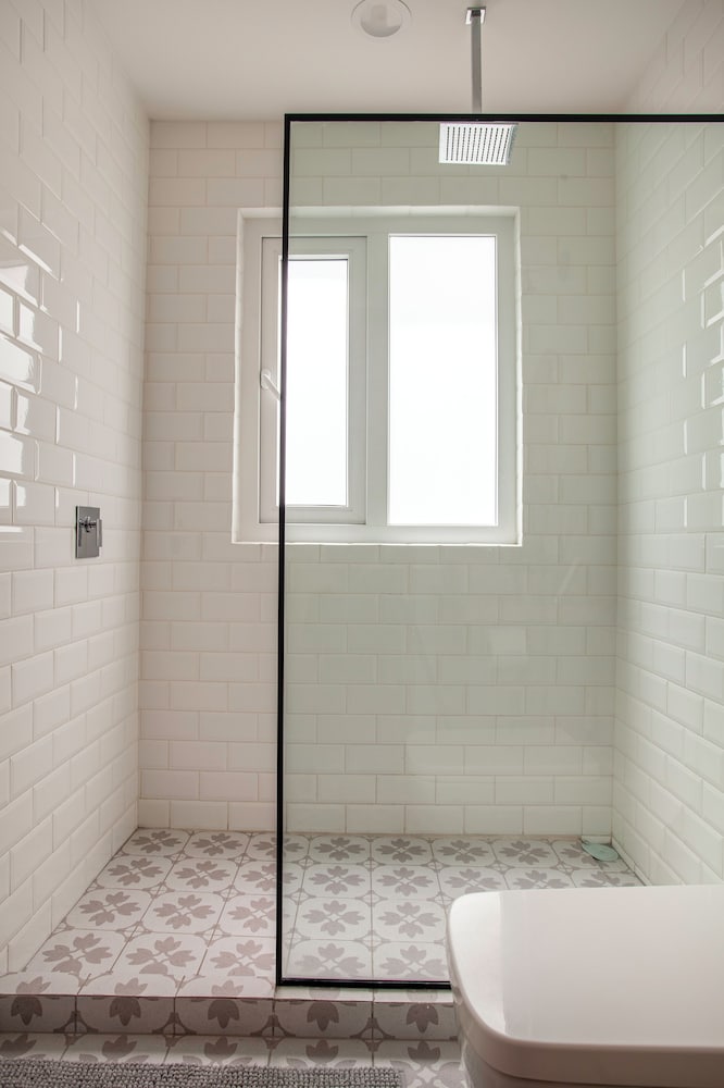 Bright & sweet unit in middle Polanco