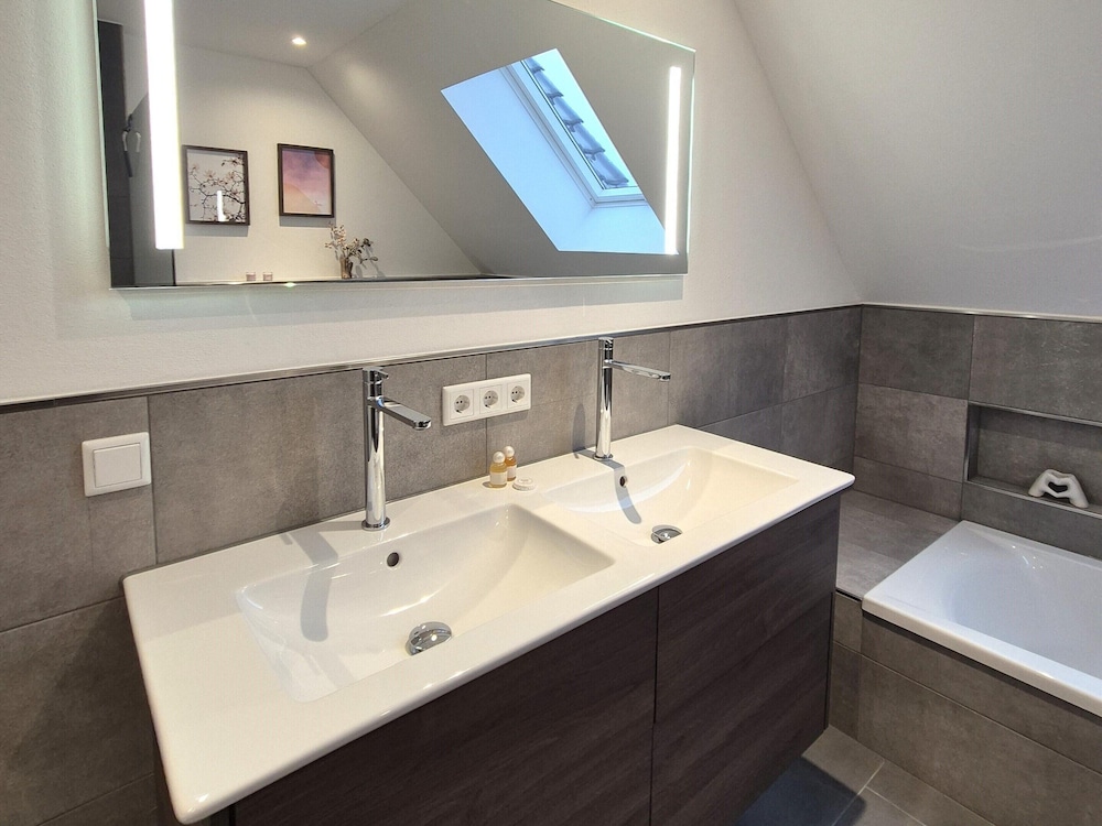 Apartment in Winterberg Near Ski Lift & Market