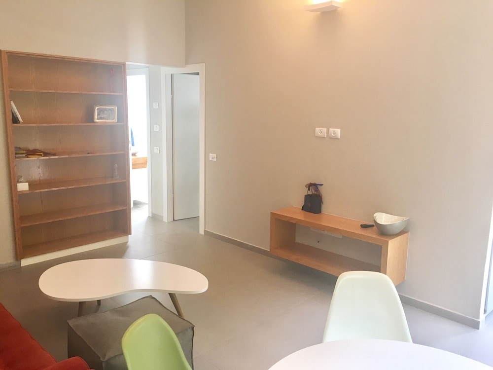 Sea Suites Apartments