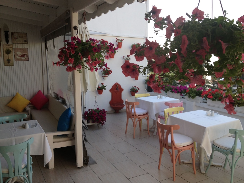 Sultanahmet Otel - Image 25