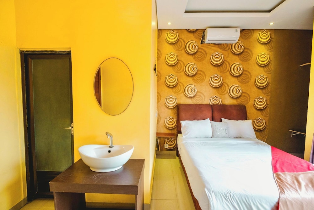 Aeena Homestay