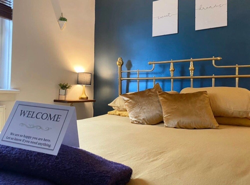 17G Regent Place view 2