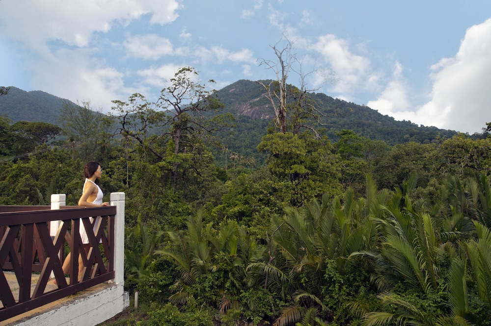 Paya Beach Spa & Dive Resort