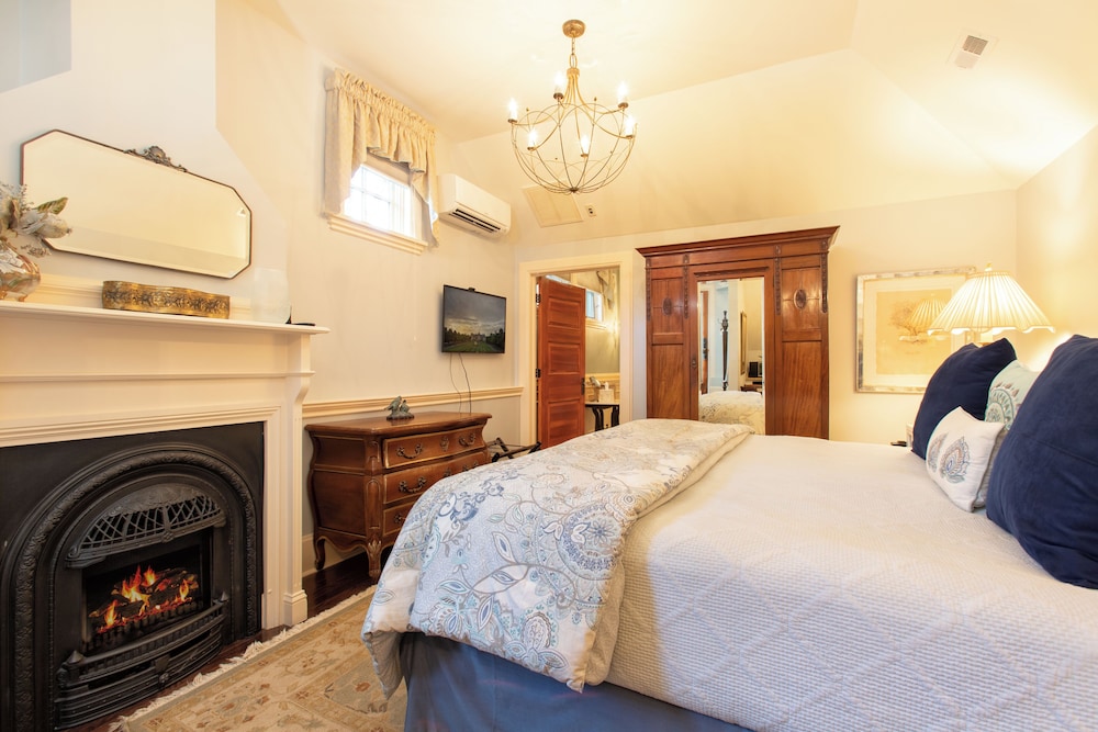 The Black Walnut B & B Inn