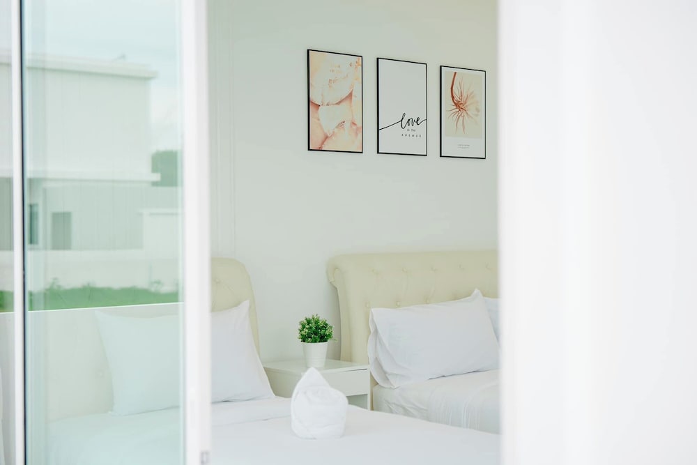 The Modern Pool Villa Hua Hin