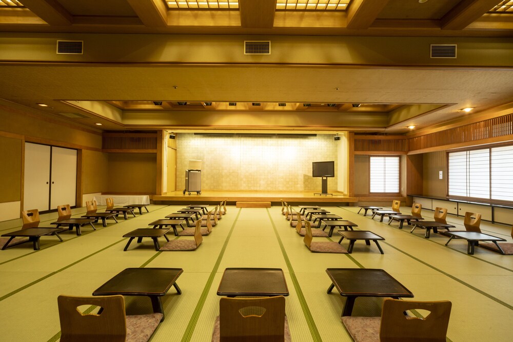 Hotel Miyarikyu