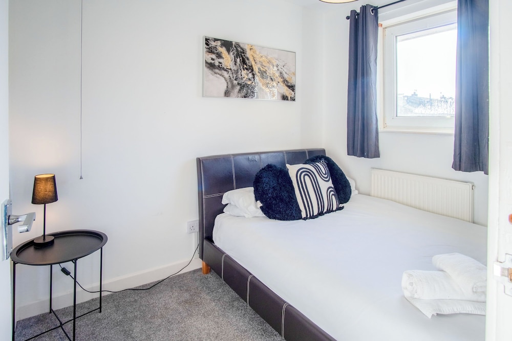 Tyle Teg - 3 Bedroom Holiday Home - Clydach