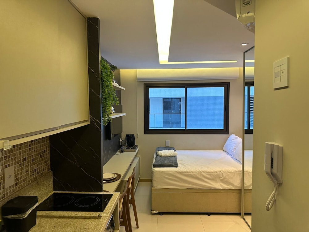 Fully Equipped Apts With Leisure Minutes From the Beach Hfos