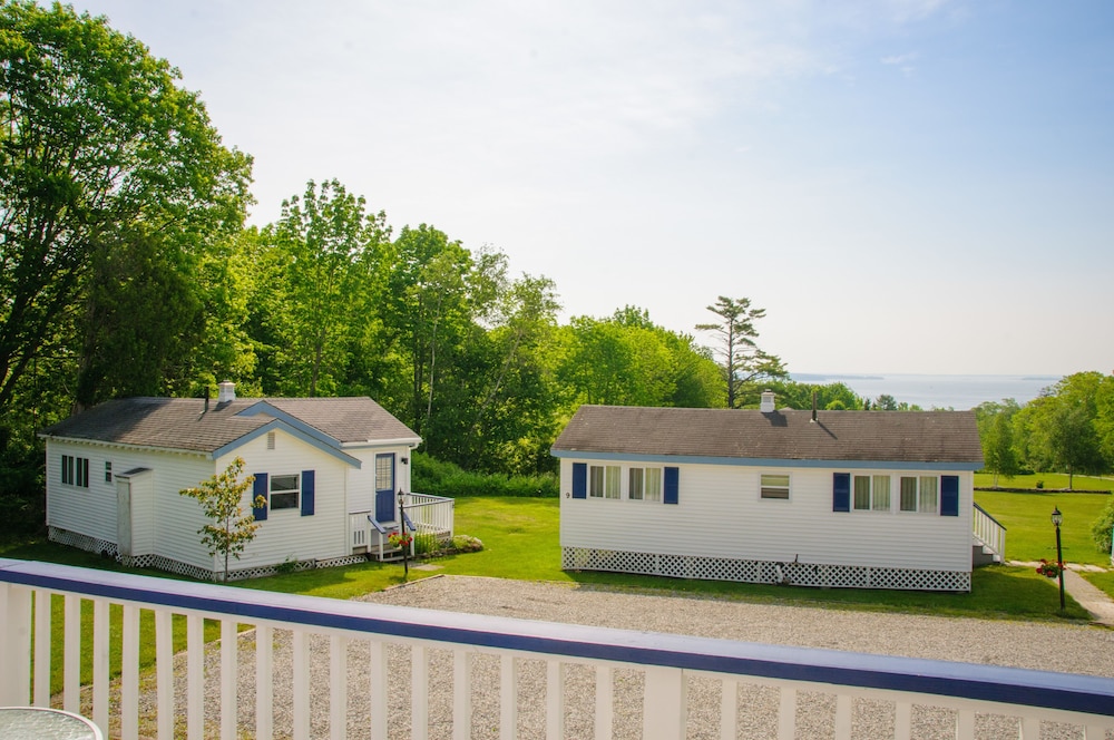 Hotel Glenmoor by the Sea