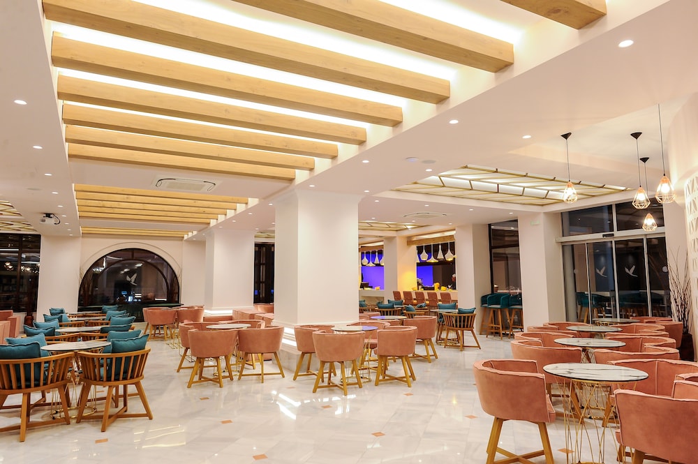 Mythos Palace Resort & Spa - All Inclusive