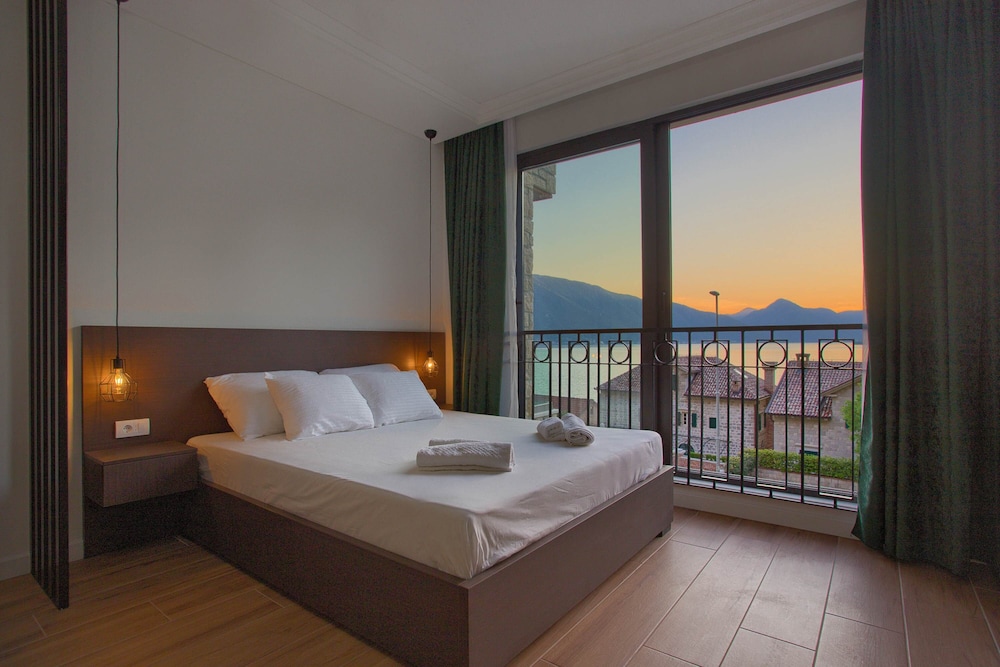 Magical View Apartments view 5