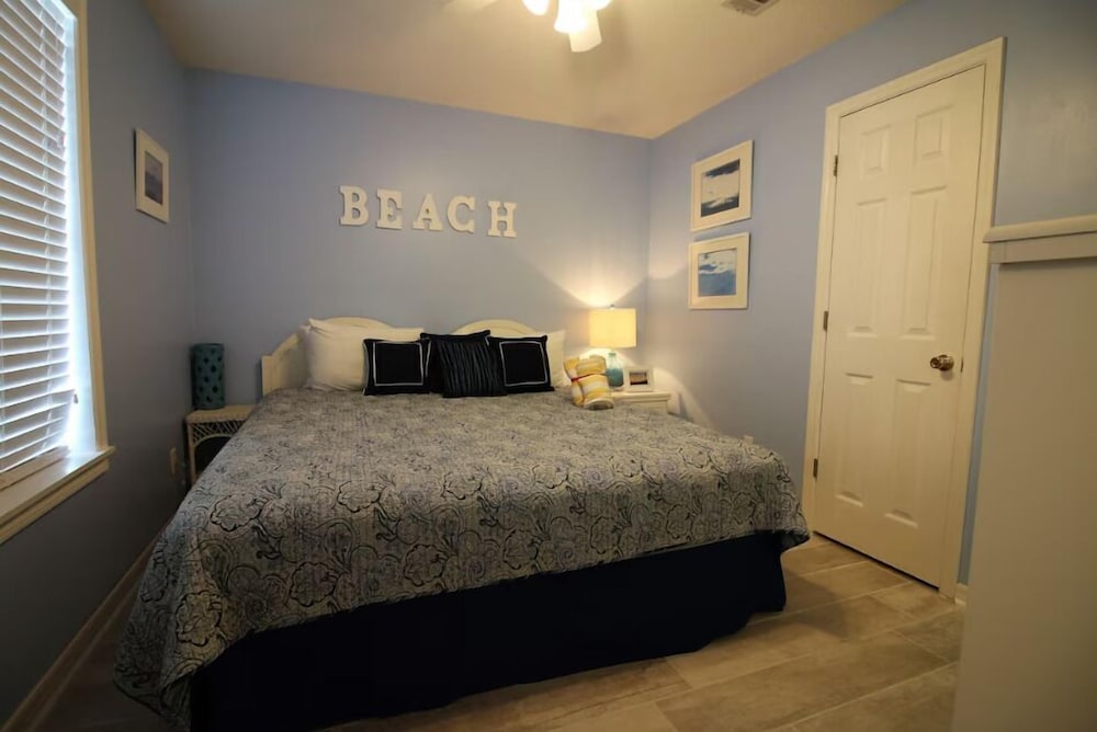 Beachside Villas 1211