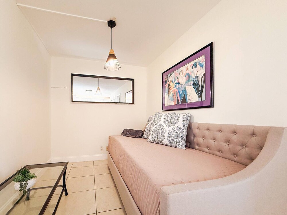 Waterfront Florida Vibes and Views - King Bed