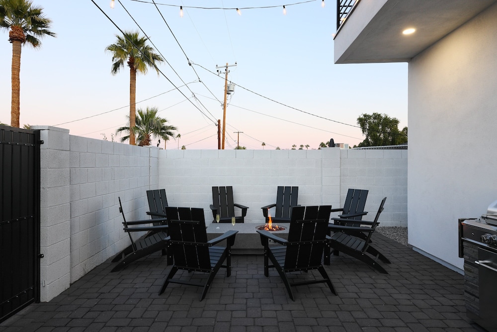 Luxe - Nouveau - Sparkling Pool - Walk to Old Town