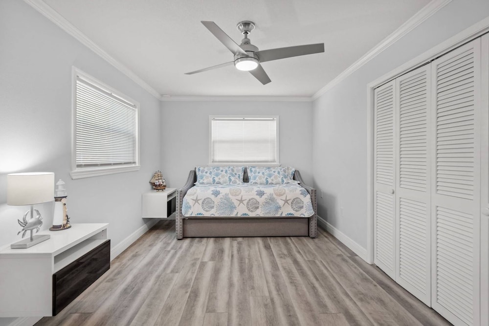 Silver Palm Retreat