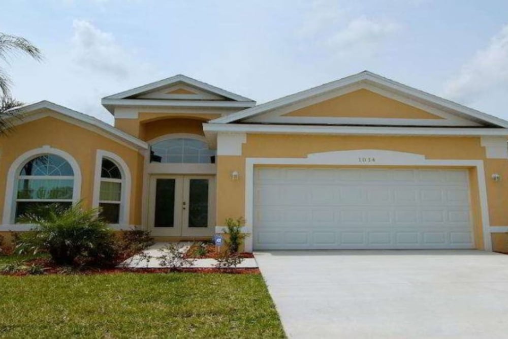 4bdr w Pool Near Disney