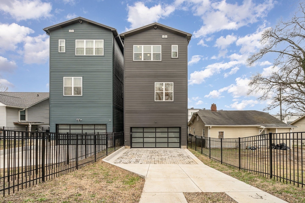 Trinity Beats-private Rooftop Deck-east Nashville
