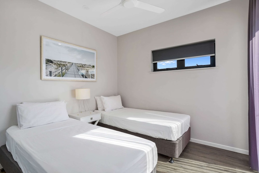 Cairns North 4-bed With Outdoor Dining & Pool