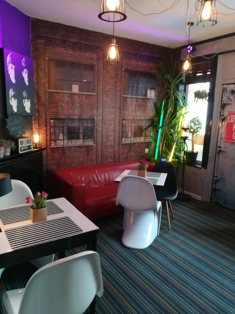 lounge