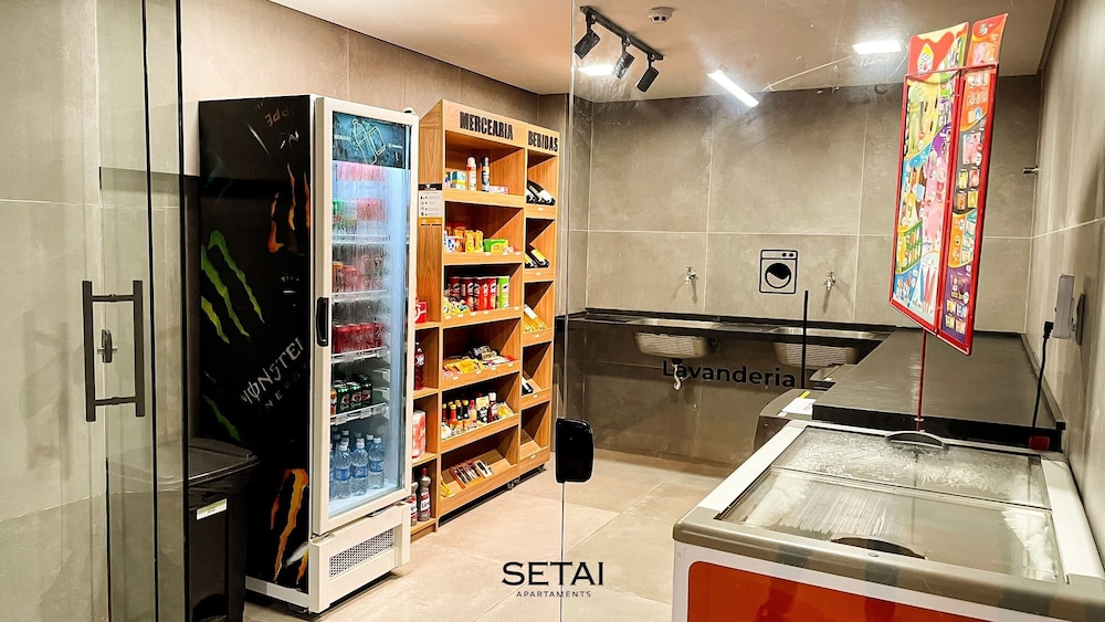Edition - by Setai Apartaments