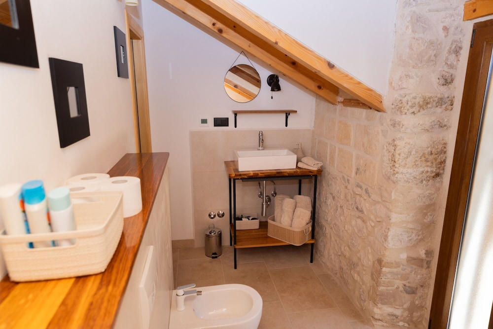 Traditional stone house Tonca