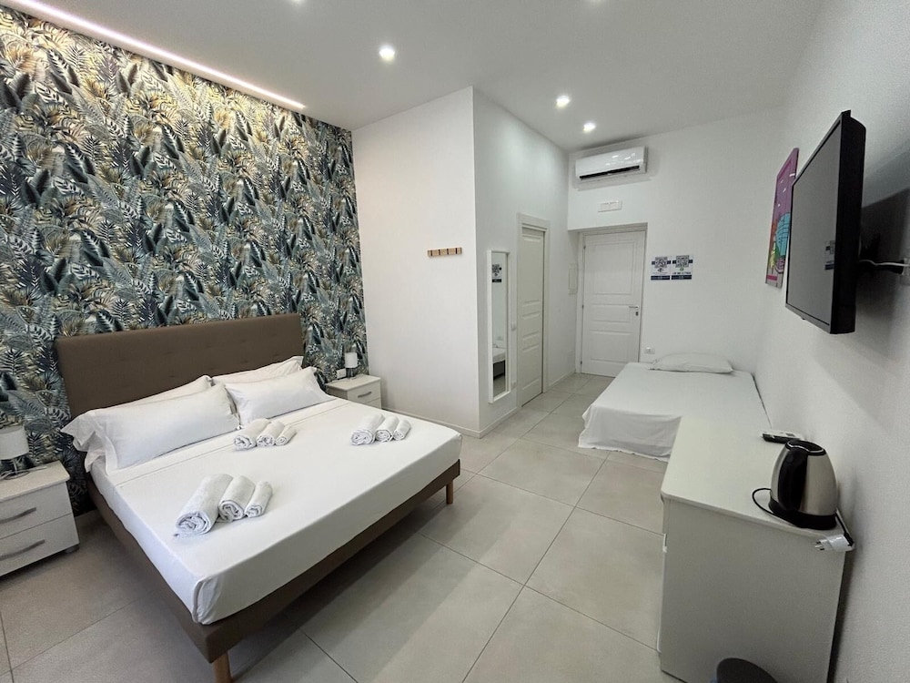 Enjoy rooms Naples