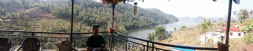 Begnas Lake front guest house