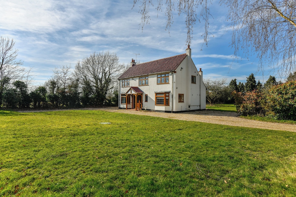 Holly House