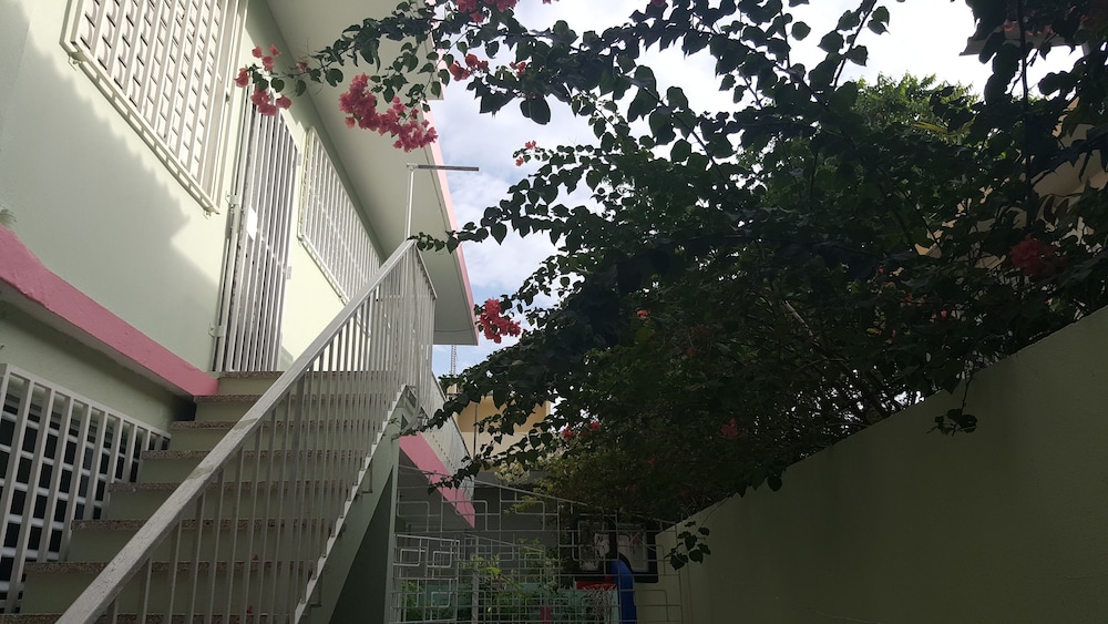 Beautiful Alondra San Juan Apartments